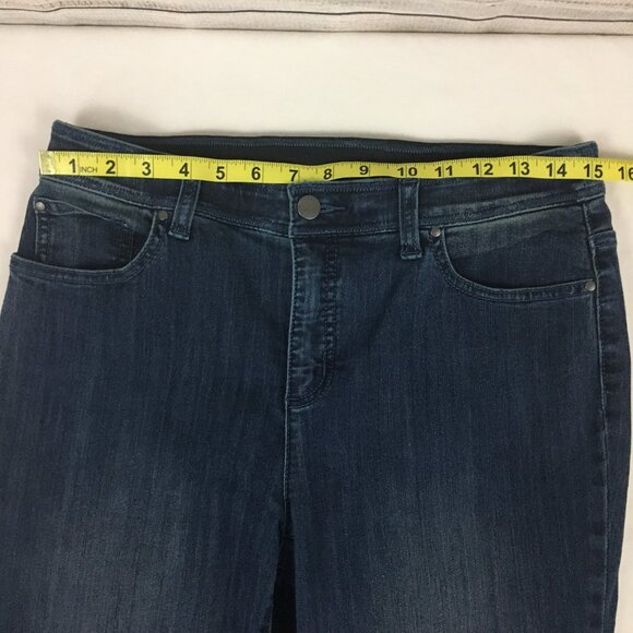Chico's Fabulously Slimming Jeans Size 0 - Picture 10 of 12